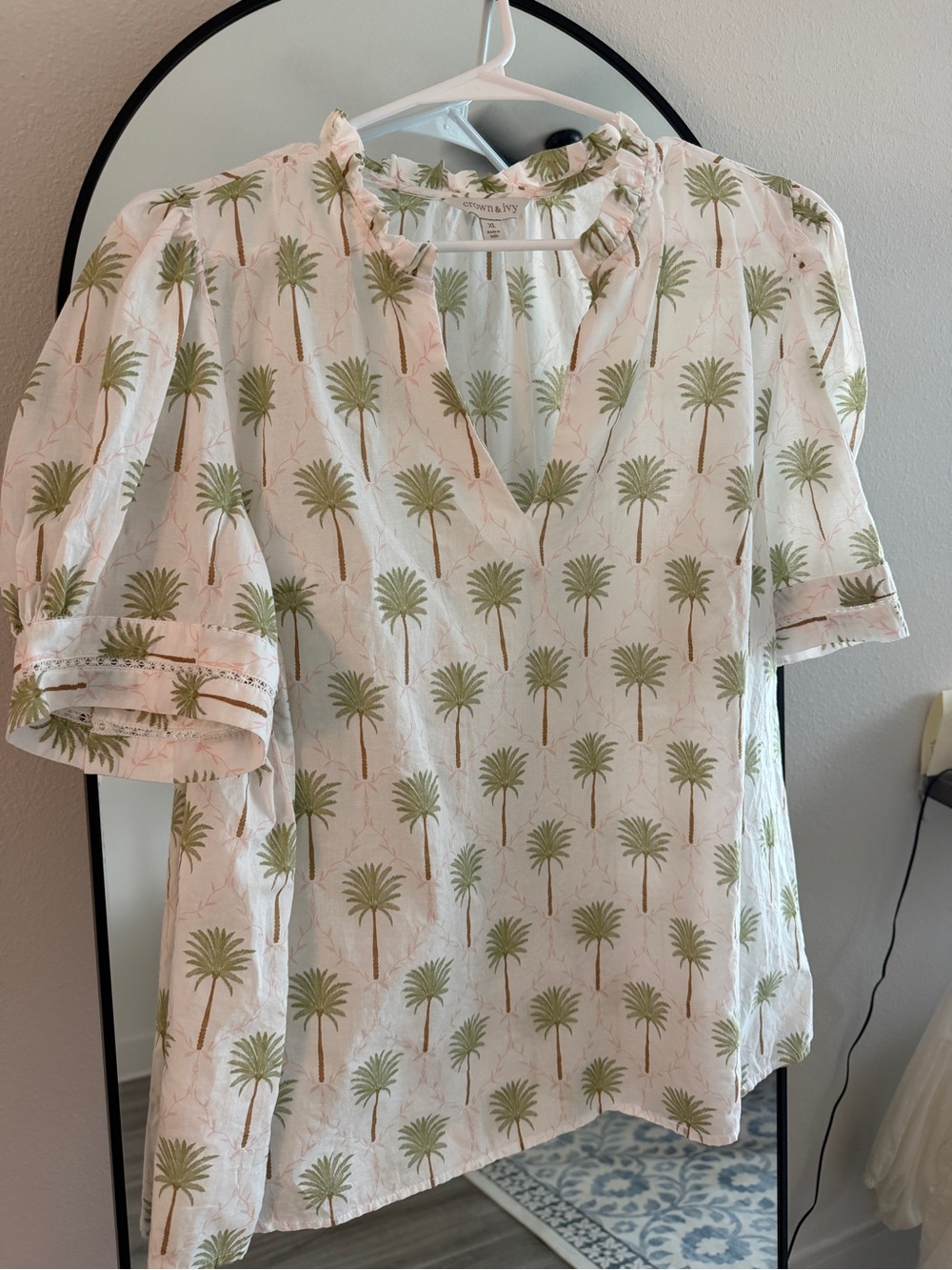 crown & ivy White Blouse with Green Palm Print